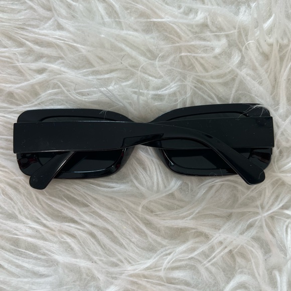 Rectangular Sunglasses - Picture 2 of 3